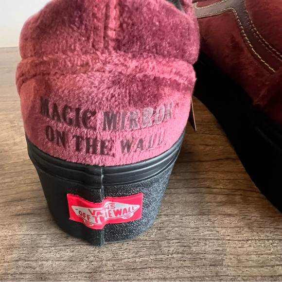 VANS Disney x Old Skool Poison Apple Stackform Unisex Shoe Size 5 or 6.5 - Picture 6 of 11